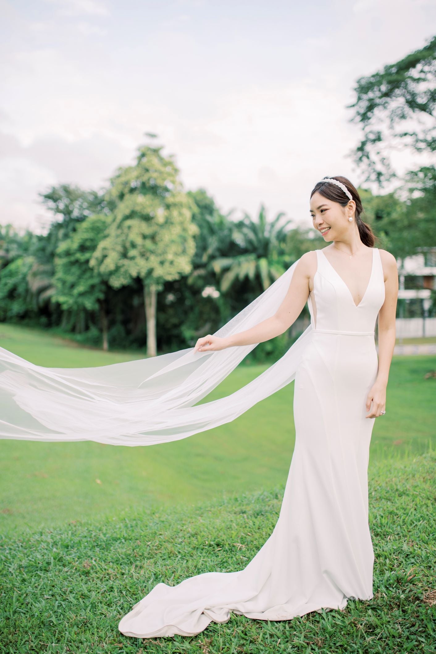 Rosalind Plunging V-neck Fit n Flare Mermaid Wedding Dress | Low Open back with Fit n' Flare and Trumpet Skirt | Bone and Grey Bridal | Minimal wedding dresses online Canada Singapore USA