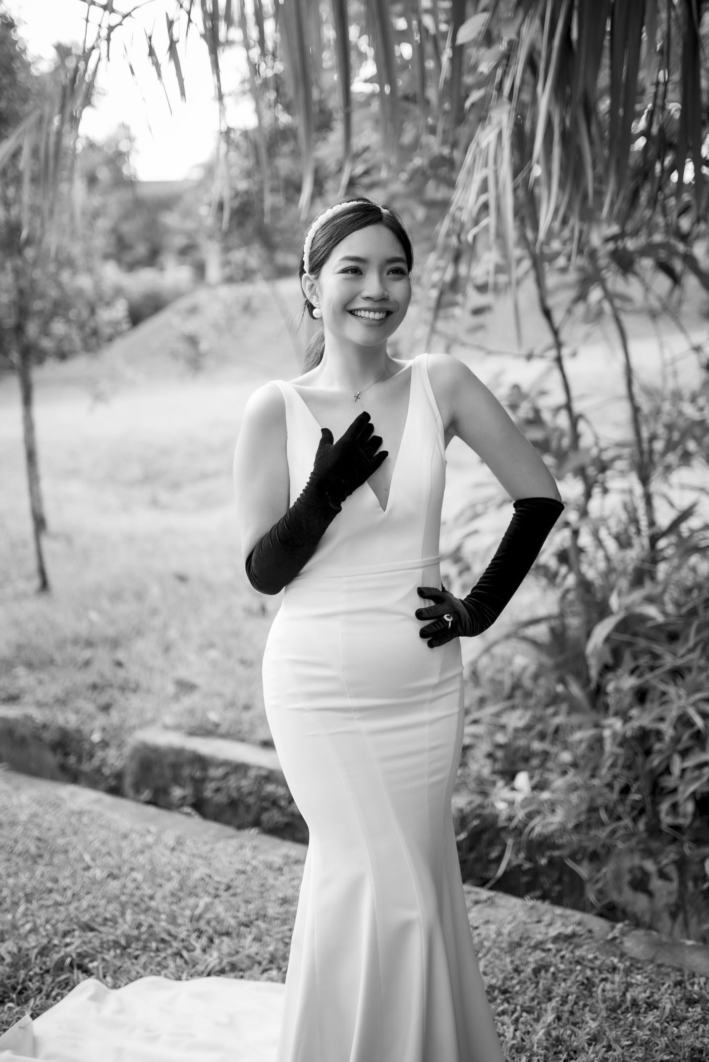Rosalind Plunging V-neck Fit n Flare Mermaid Wedding Dress | Low Open back with Fit n' Flare and Trumpet Skirt | Bone and Grey Bridal | Minimal wedding dresses online Canada Singapore USA