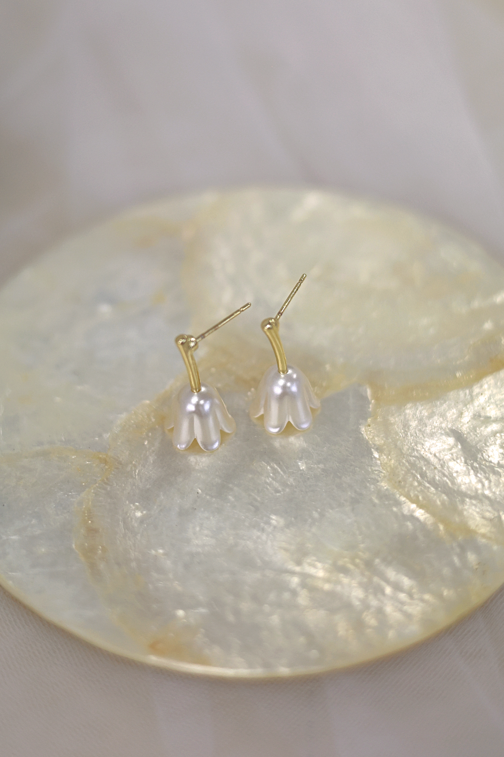 Daisy Floral Earrings | Bone and Grey Bridal Accessories