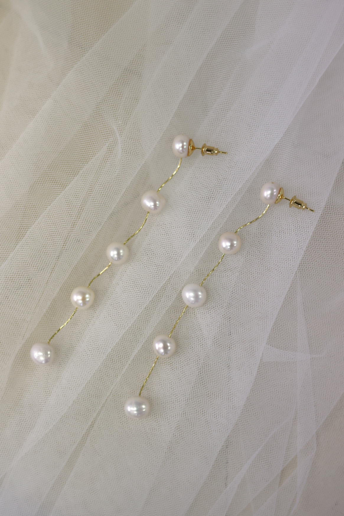 Fione Freshwater Pearl Earrings | Bone and Grey Bridal Accessories