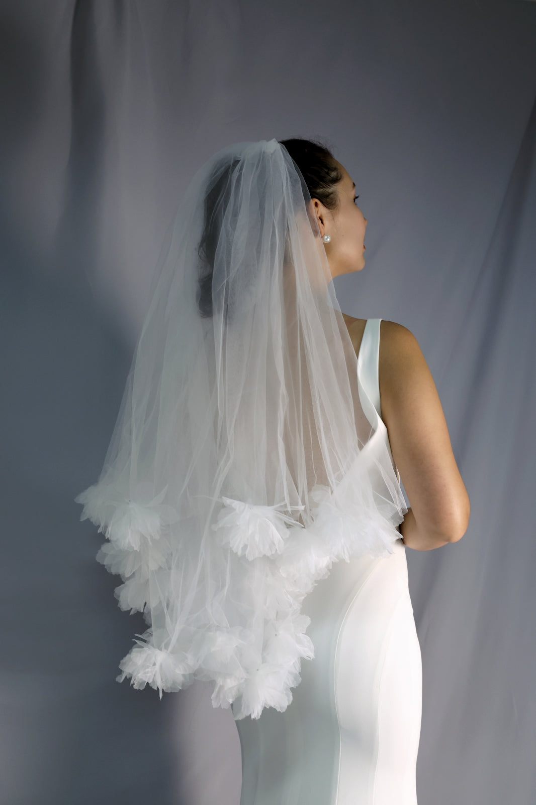 Blossom 3D Floral Applique Elbow Tulle Veil | Bone and Grey Bridal Accessories | Wedding Veils Online Singapore Canada US Fast-Shipping Veils for Brides