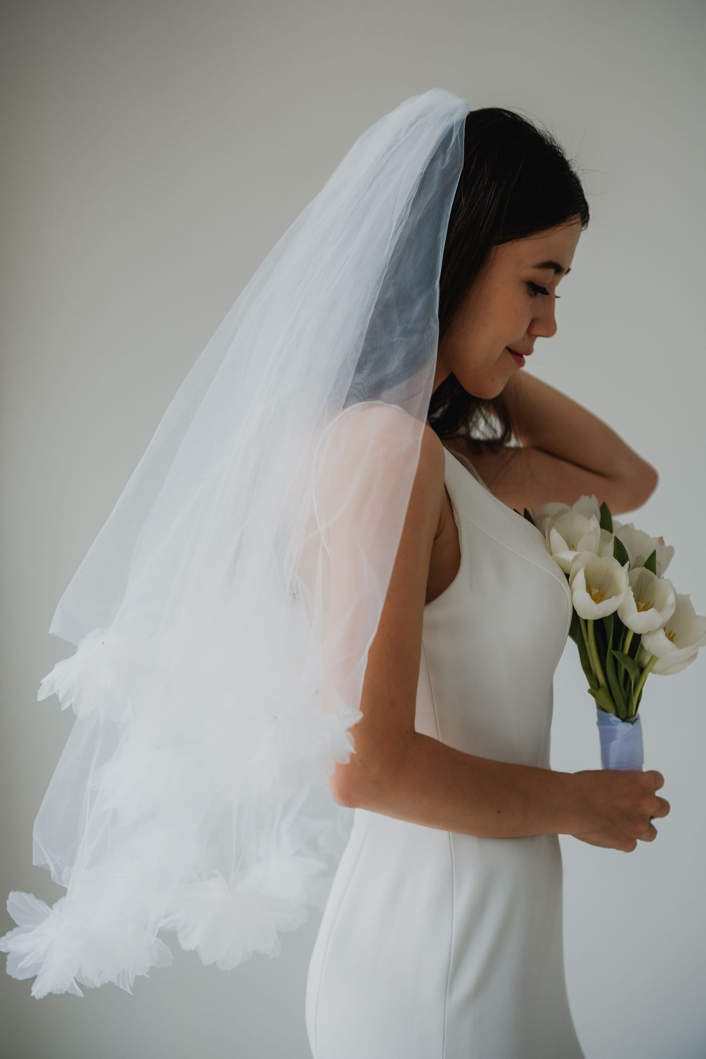 Blossom 3D Floral Applique Elbow Tulle Veil | Bone and Grey Bridal Accessories | Wedding Veils Online Singapore Canada US Fast-Shipping Veils for Brides