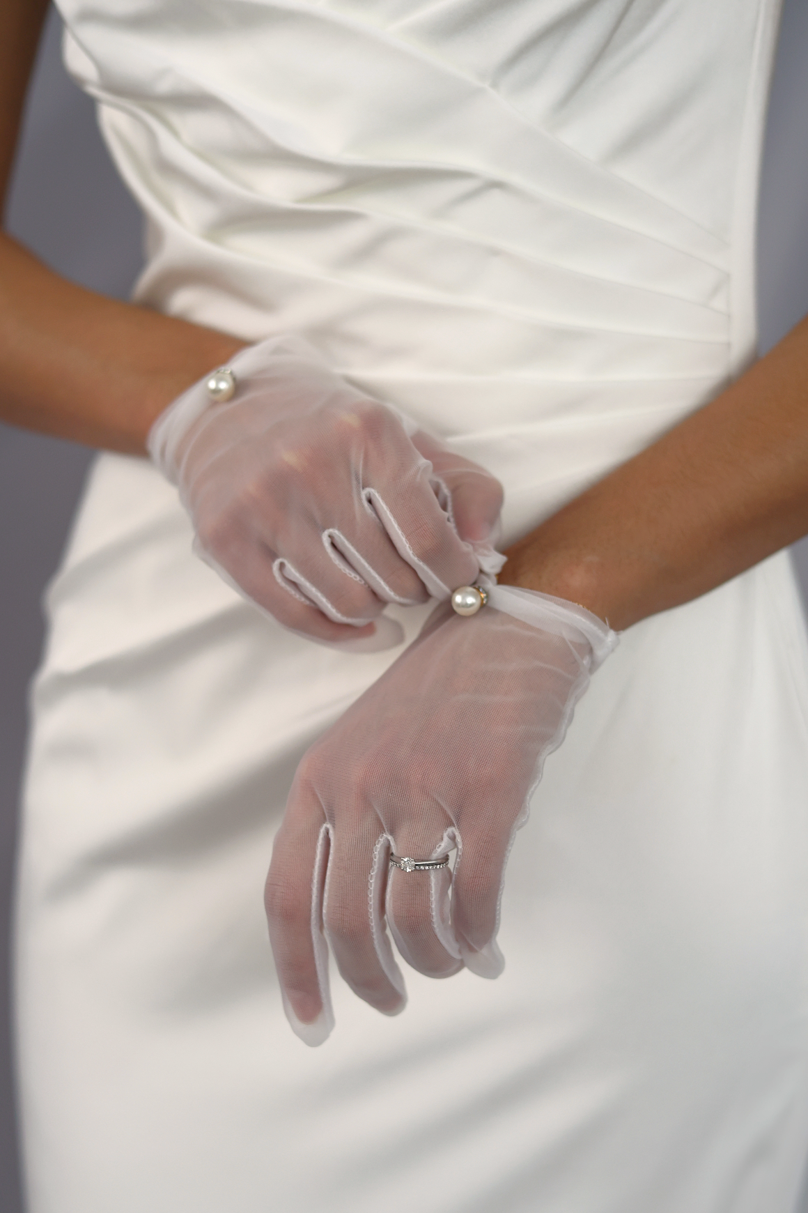 Delilah Wrist Gloves | Bone & Grey Bridal Accessories
