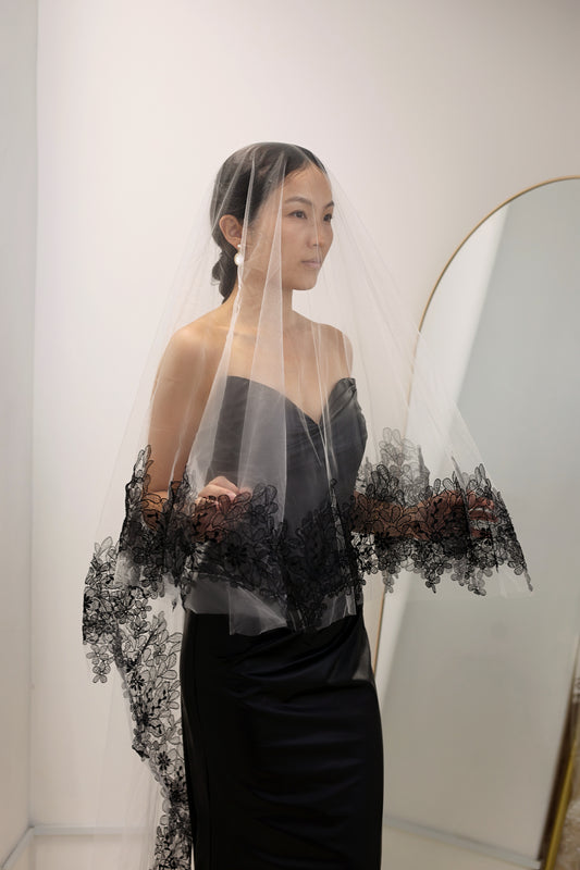 Victoria Black Floral Lace Embroidery Veil